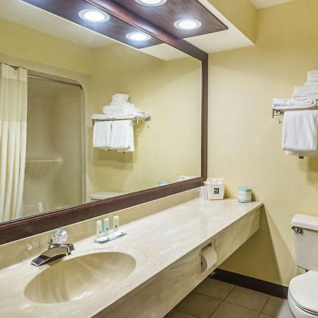 Quality Inn & Suites Frostburg-Cumberland Esterno foto