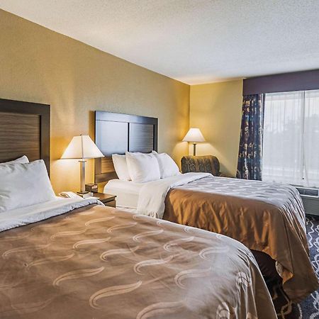 Quality Inn & Suites Frostburg-Cumberland Esterno foto