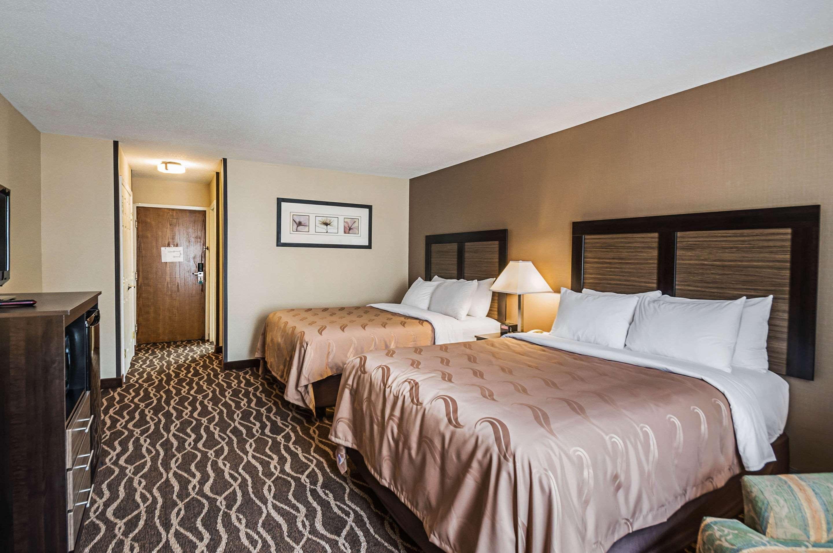 Quality Inn & Suites Frostburg-Cumberland Esterno foto